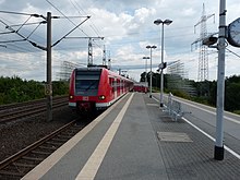 Keulen-Weiden West S-bahn station 2019 1.jpg
